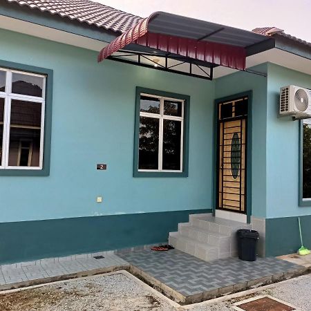 Ummi'S Homestay Besut Kampung Kuala Besut Dış mekan fotoğraf
