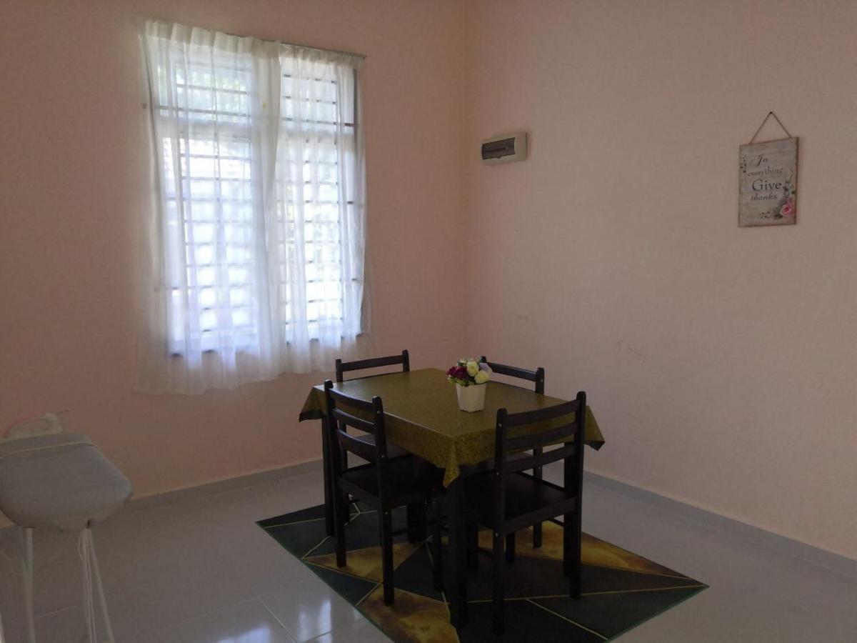 Ummi'S Homestay Besut Kampung Kuala Besut Dış mekan fotoğraf