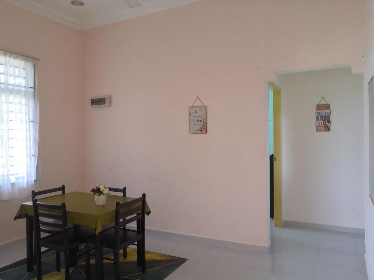 Ummi'S Homestay Besut Kampung Kuala Besut Dış mekan fotoğraf