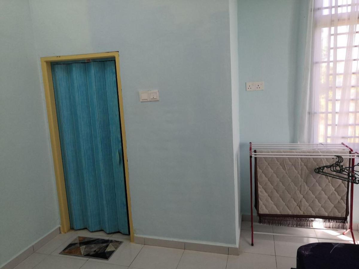 Ummi'S Homestay Besut Kampung Kuala Besut Dış mekan fotoğraf