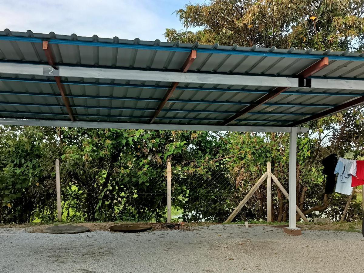Ummi'S Homestay Besut Kampung Kuala Besut Dış mekan fotoğraf